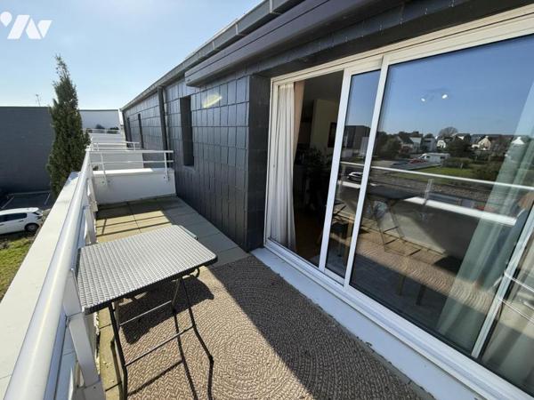 A VENDRE  VANNES  TOHANNIC T2 43 m² dernier étage + parking