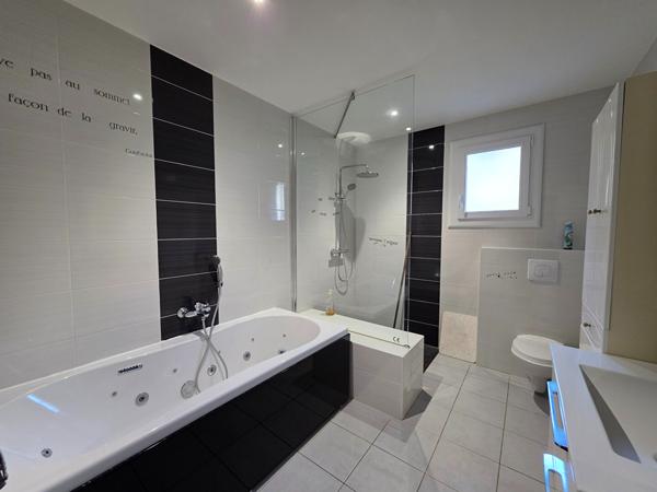 Maison Saint Julien En Born 5 pièce(s) 119 m2