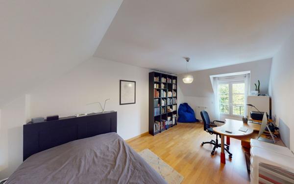 Maison à vendre    7 pièces • 213 m2 Magny-le-Hongre