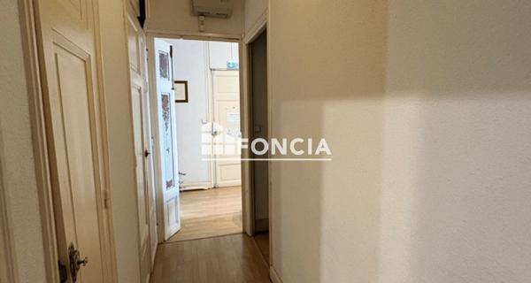 Location Local commercial 5 pièces 130 m² - Perpignan 66000