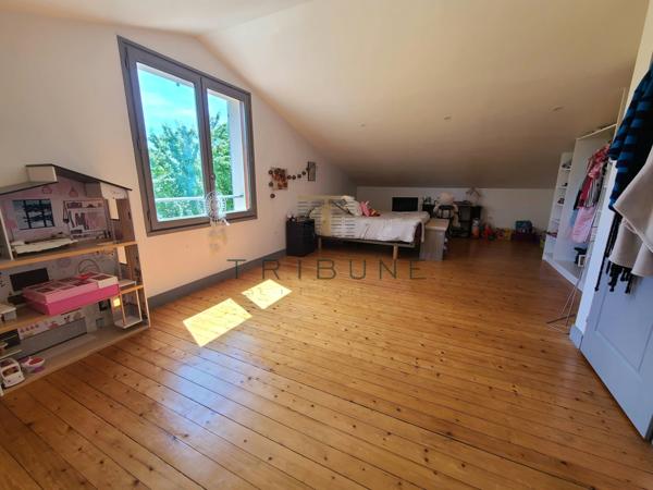 Maison 5 pièce(s) 4 chambre(s) 120 m²