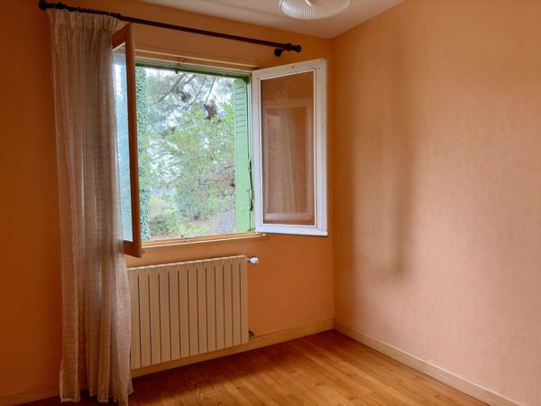 Tournon-sur-Rhône (07300) Ensemble immobilier rare - Maison plain-pied 96 m² et 2 terrains à bâtir, 1'856 m² - Tournon-sur-Rhône Sud