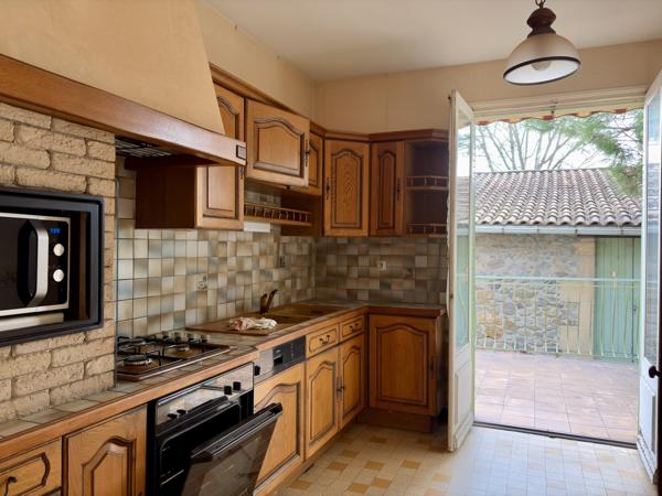 Tournon-sur-Rhône (07300) Ensemble immobilier rare - Maison plain-pied 96 m² et 2 terrains à bâtir, 1'856 m² - Tournon-sur-Rhône Sud