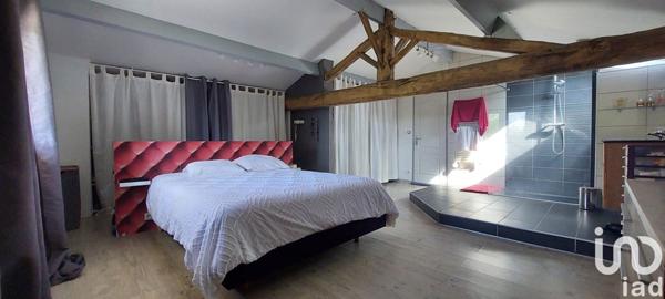 Maison 7 pièces de 196 m² à Montréverd (85260)