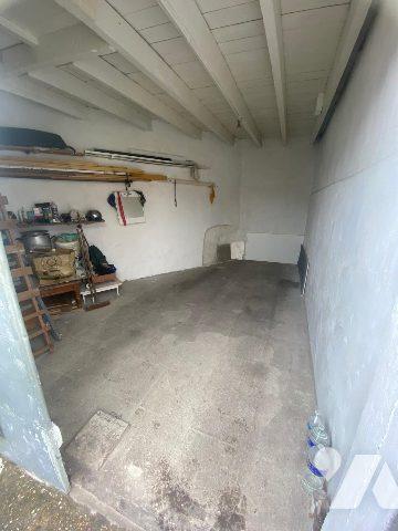 GARAGE DANS COUR FERMEE BD VICTOR HUGO