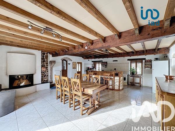 Maison à vendre 8 pièces 204 m² Maclas