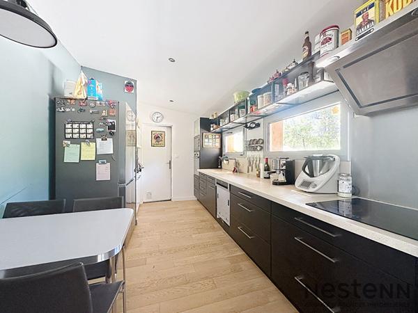 Villa d'Architecte à Vendre à TRETS - Un Écrin de Nature et de Confort