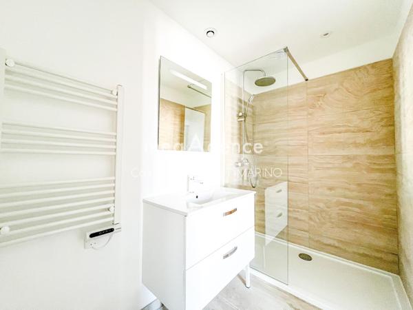 Appartement à FLAYOSC, 83780 - 2 pièces 50m²