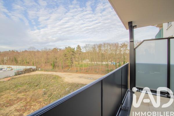 Location appartement 3 pièces 61 m² Le Blanc-Mesnil