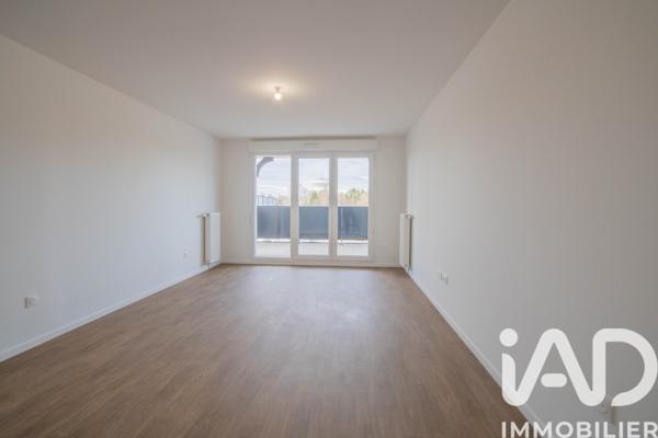 Location appartement 3 pièces 61 m² Le Blanc-Mesnil