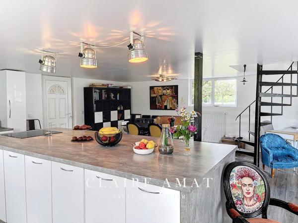 COUP DE COEUR POUR CCETTE MAISON STYLE LOFT