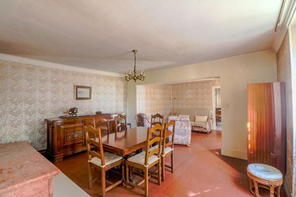 Maison Urzy, 3 chambres, en bordure de rivière, grand terrain, garage, entre Nevers et Guérigny