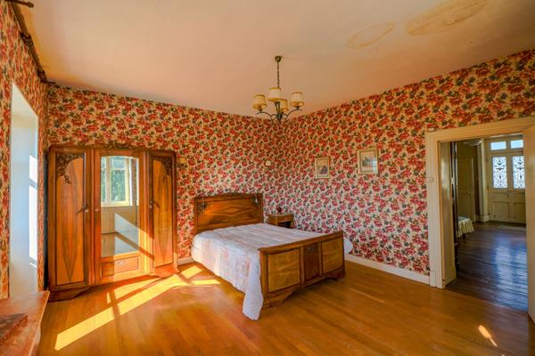 Maison Urzy, 3 chambres, en bordure de rivière, grand terrain, garage, entre Nevers et Guérigny