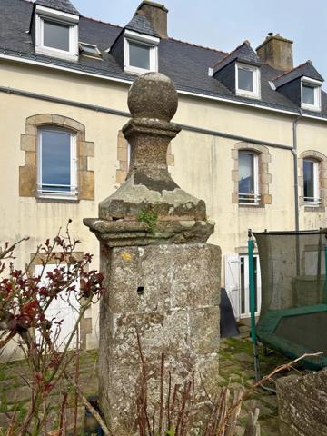 LOCMINÉ - MAISON DE MAÎTRE