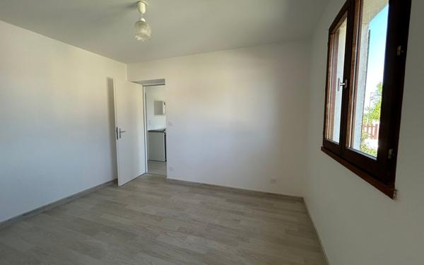 Maison à vendre    6 pièces •  La Rochefoucauld