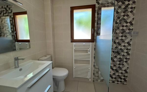 Maison à vendre    6 pièces •  La Rochefoucauld