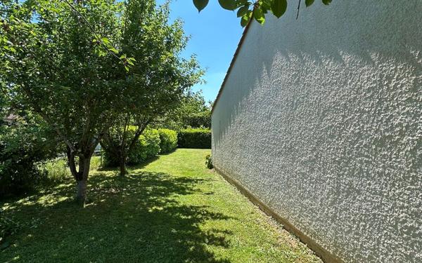 Maison à vendre    6 pièces •  La Rochefoucauld