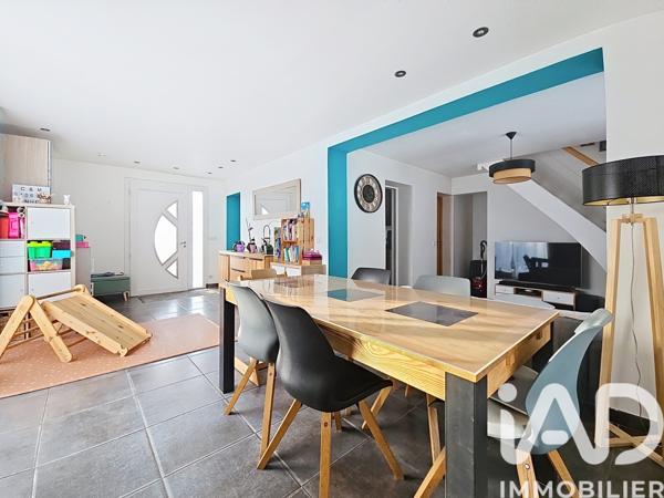 Maison à vendre 4 pièces 79 m² Maisse