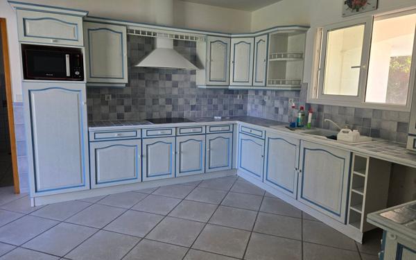 Maison à louer    6 pièces •  Léognan