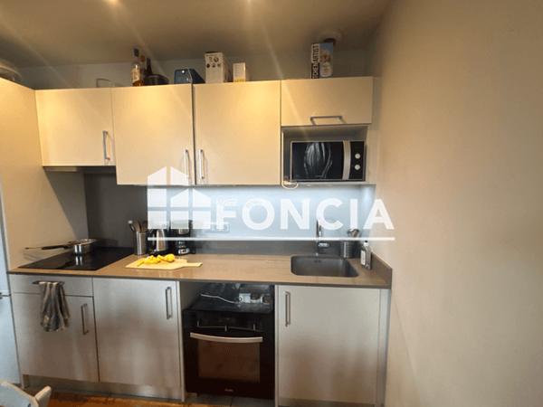 Location Appartement 3 pièces 53.8 m² - 6 RUE HENRI FAISANS Pau 64000