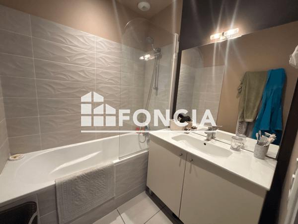 Location Appartement 3 pièces 53.8 m² - 6 RUE HENRI FAISANS Pau 64000