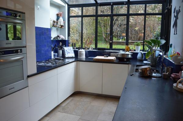 Maison avec piscine au cœur d’un village authentique LE BUGUE (24)