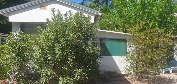 Vente                                                      Terrain
                        
                                         206 m2                     à Fréjus