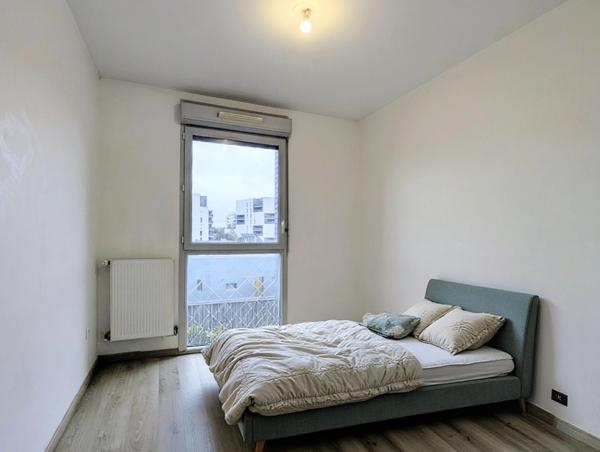 Appartement à vendre 3 pièces BORDEAUX au bord du lac.