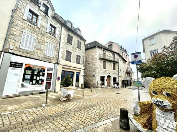IMMEUBLE DE RAPPORT - CENTRE VILLE DE SAINT CHELY D'APCHER 