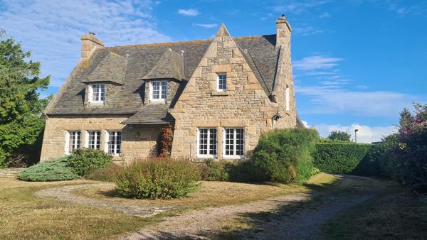 Maison de caractère 567 000 € H.A.I.*