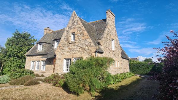 Maison de caractère 567 000 € H.A.I.*