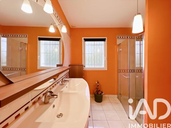 Maison à vendre 8 pièces 239 m² Ardon