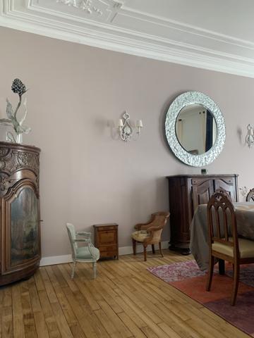 À vendre – Appartement de caractère rénové au pied des remparts – Vannes centre