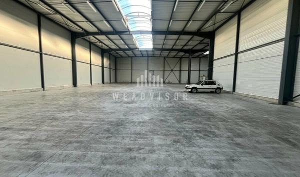 A LOUER : ZONE NORD LE MANS - LOCAL D'ACTIVITÉ DE 1&nbsp;220 M².