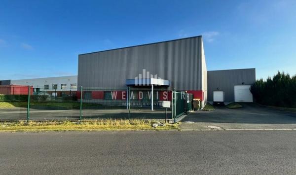 A LOUER : ZONE NORD LE MANS - LOCAL D'ACTIVITÉ DE 1&nbsp;220 M².