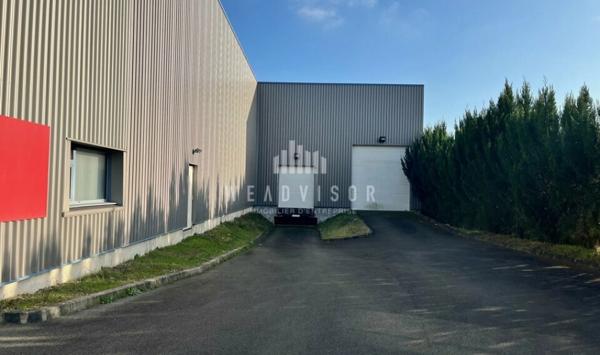 A LOUER : ZONE NORD LE MANS - LOCAL D'ACTIVITÉ DE 1&nbsp;220 M².