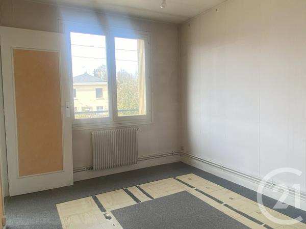 Immeuble à vendre  107,70 m2 BEAUVAIS - 60