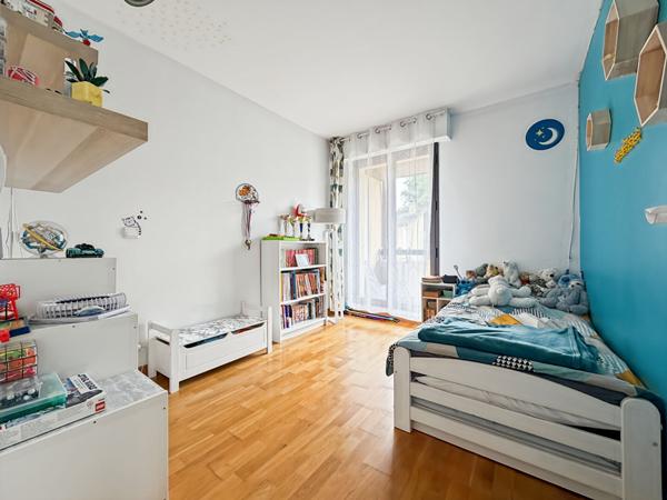 Maison 4 pièces à Palaiseau Proche gare et écoles, avec terrasse et sous-sol total