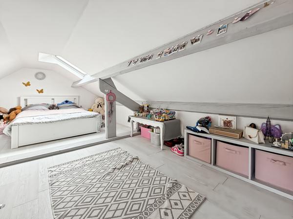 Maison 4 pièces à Palaiseau Proche gare et écoles, avec terrasse et sous-sol total