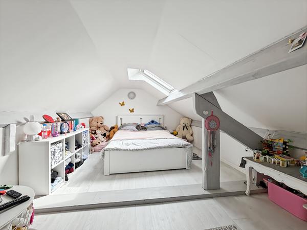 Maison 4 pièces à Palaiseau Proche gare et écoles, avec terrasse et sous-sol total