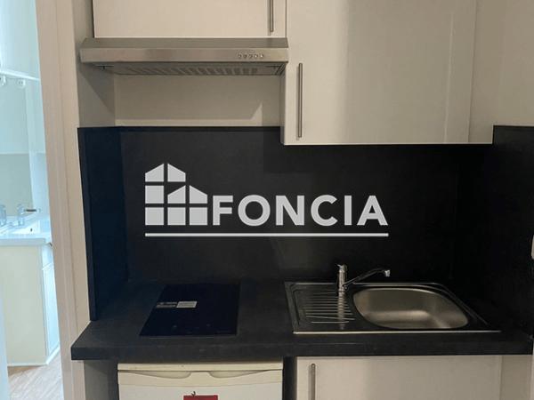 Location Studio 23.84 m² - 6 RUE DE BABYLONE Chartres 28000