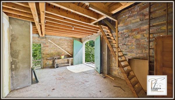 Maison de caractère avec terrain de 2 500 m² et fort potentiel – Villar-Saint-Pancrace