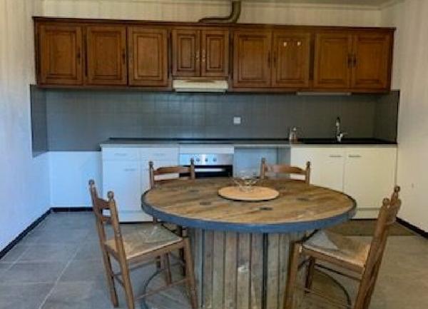 Appartement à louer    2 pièces • 64 m2 Moussac