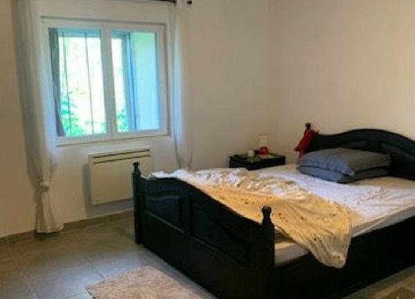 Appartement à louer    2 pièces • 64 m2 Moussac