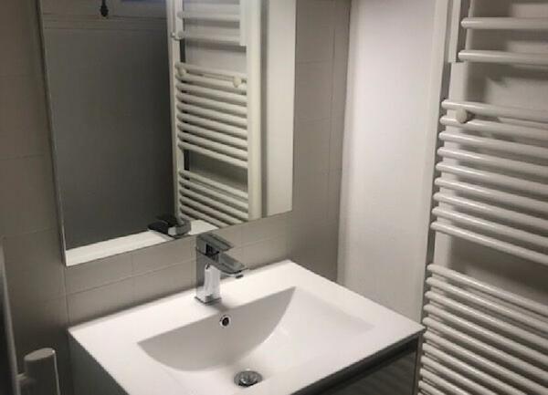 Appartement à louer    2 pièces • 64 m2 Moussac