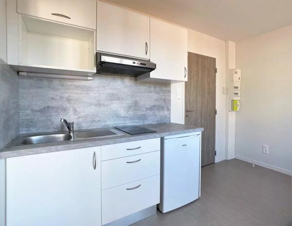 Location                                                      Appartement
                        
                     2 pièces                      24 m2                     à Albi