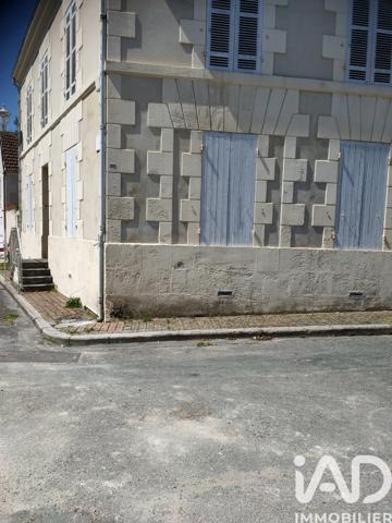 Maison à vendre 8 pièces 140 m² Matha