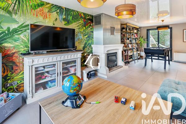 Maison à vendre 5 pièces 98,89 m² Saint-Étienne-de-Montluc