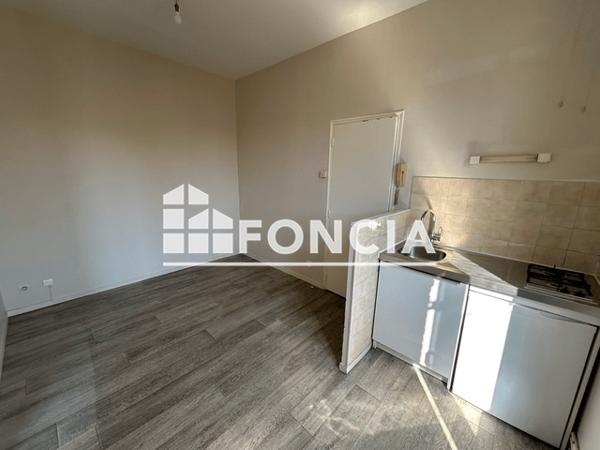 Location Appartement 2 pièces 29.3 m² - 6 RUE DES PETITS PAS Dreux 28100