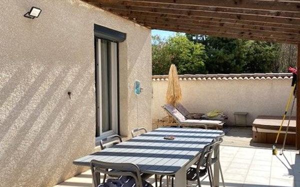 Maison à vendre    4 pièces •  Paulhan